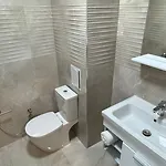 ханай Хотел 2*